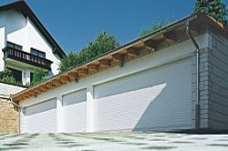 Seceuroglide insulated roller door in white