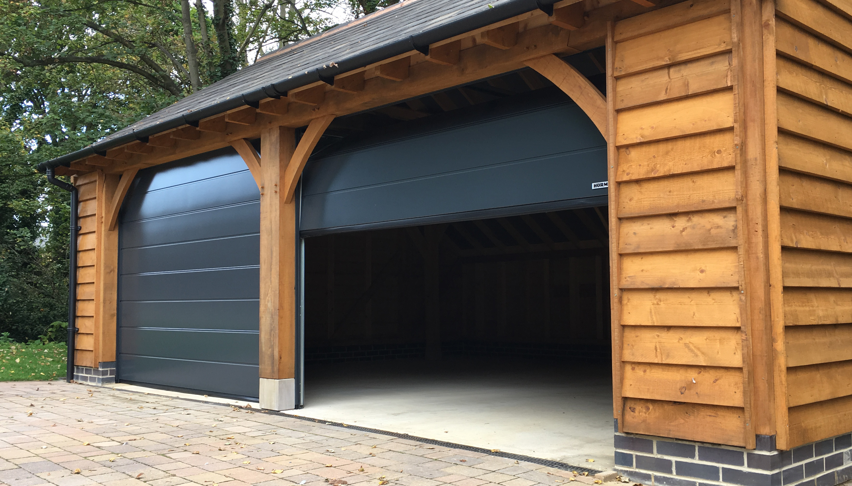 Sectional Garage Doors Purpose Made Insulated And Non Insulated Security Sectional Garage Doors Garage Doors Online Uk