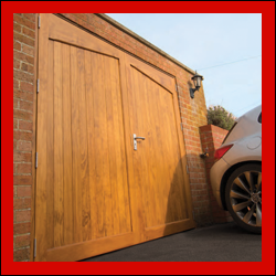 Accoya side hinged doors