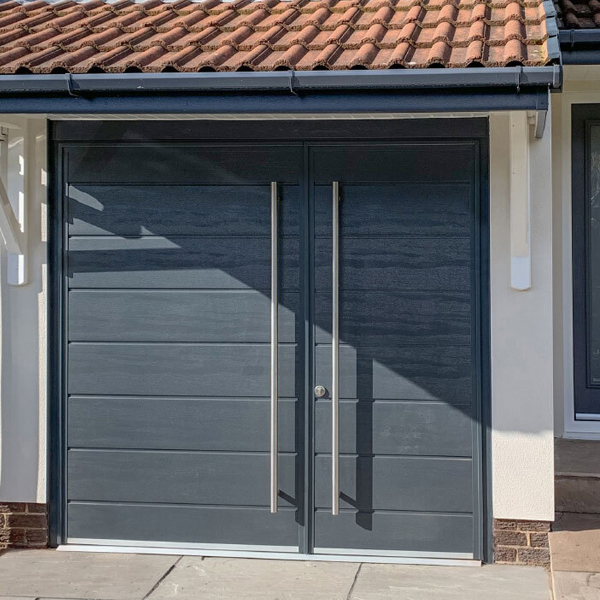 Carteck Side Hinged garage door