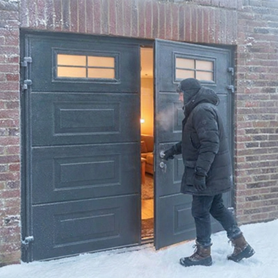 Carteck side hinged with windows