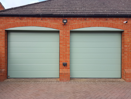 Seceuroglide Sectional Centre Ribbed Design in Chartwell Green