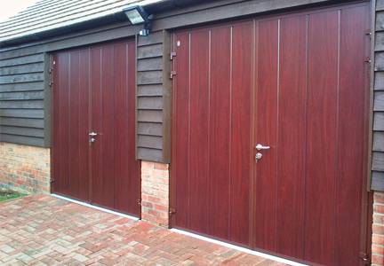 Carteck Centre Ribbed, insulated steel door