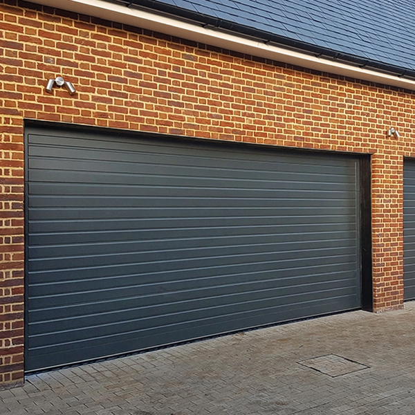 Standard Rib sectional garage door