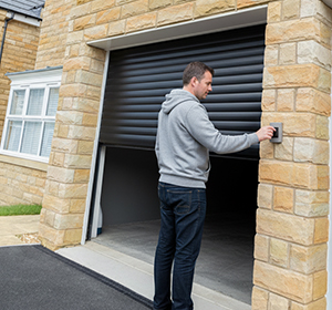 GDO Roll 77 - button operation