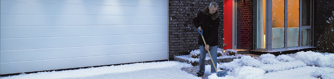 winter and your garage door insulation and weathersealing